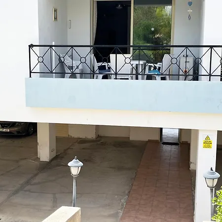 דירה H&o Spacious 2-bedroom Near Paphos Centre *